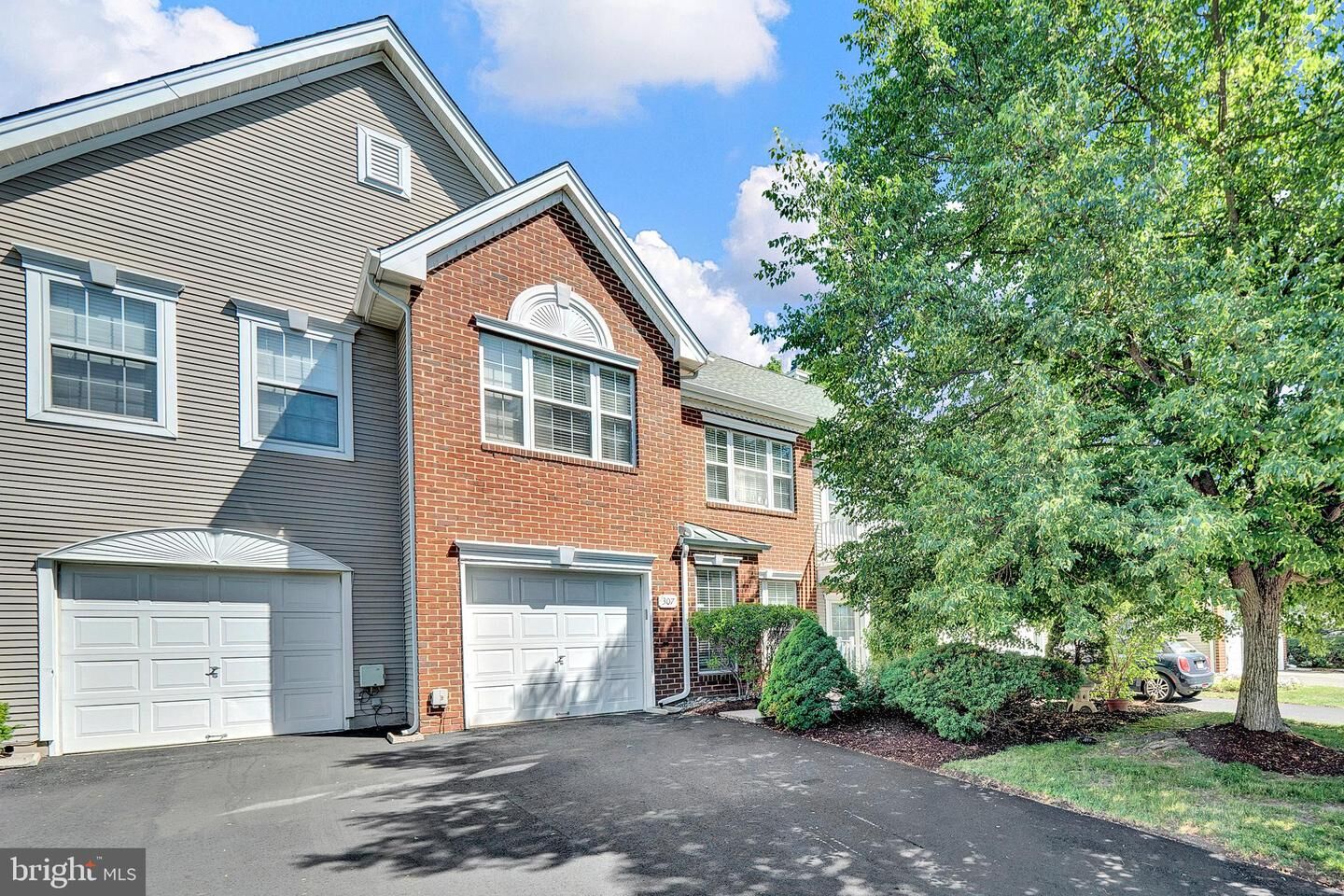 Property Photo:  307 Bollen Court  NJ 08534 