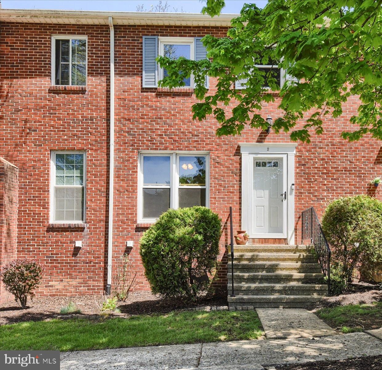 Property Photo: 2 Fairfax Vlg S PA 17112