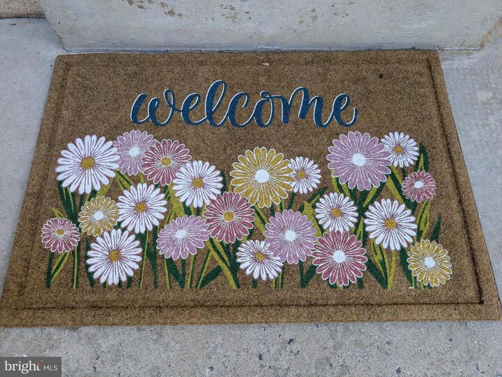 Property Photo:  330 Carlyn Court  PA 19335 