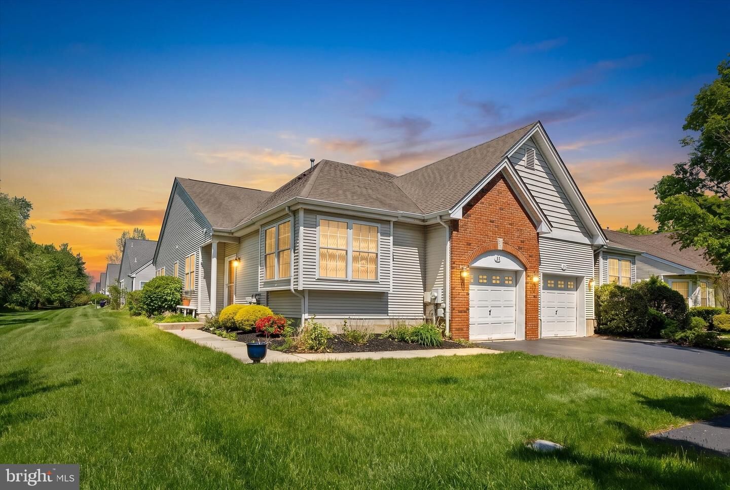 Property Photo:  81 Meadowlark Drive  NJ 08690 