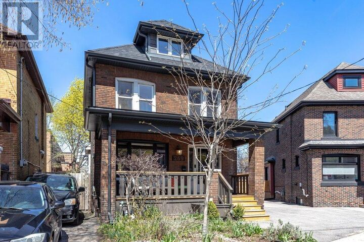 Property Photo: 269 Stinson Crescent ON L8N 1T6