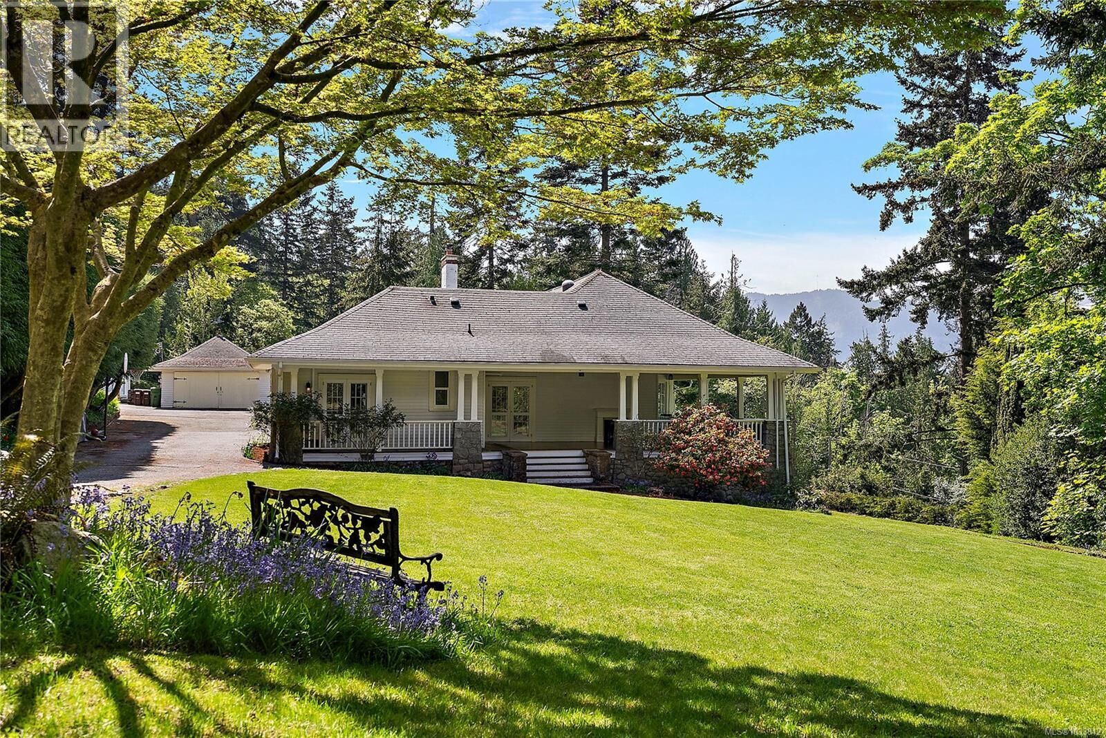 Property Photo:  600 Seacliffe Road  BC V8L 5W1 