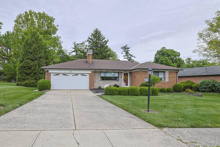 Property Photo:  2110 Simbury Court  OH 45224 