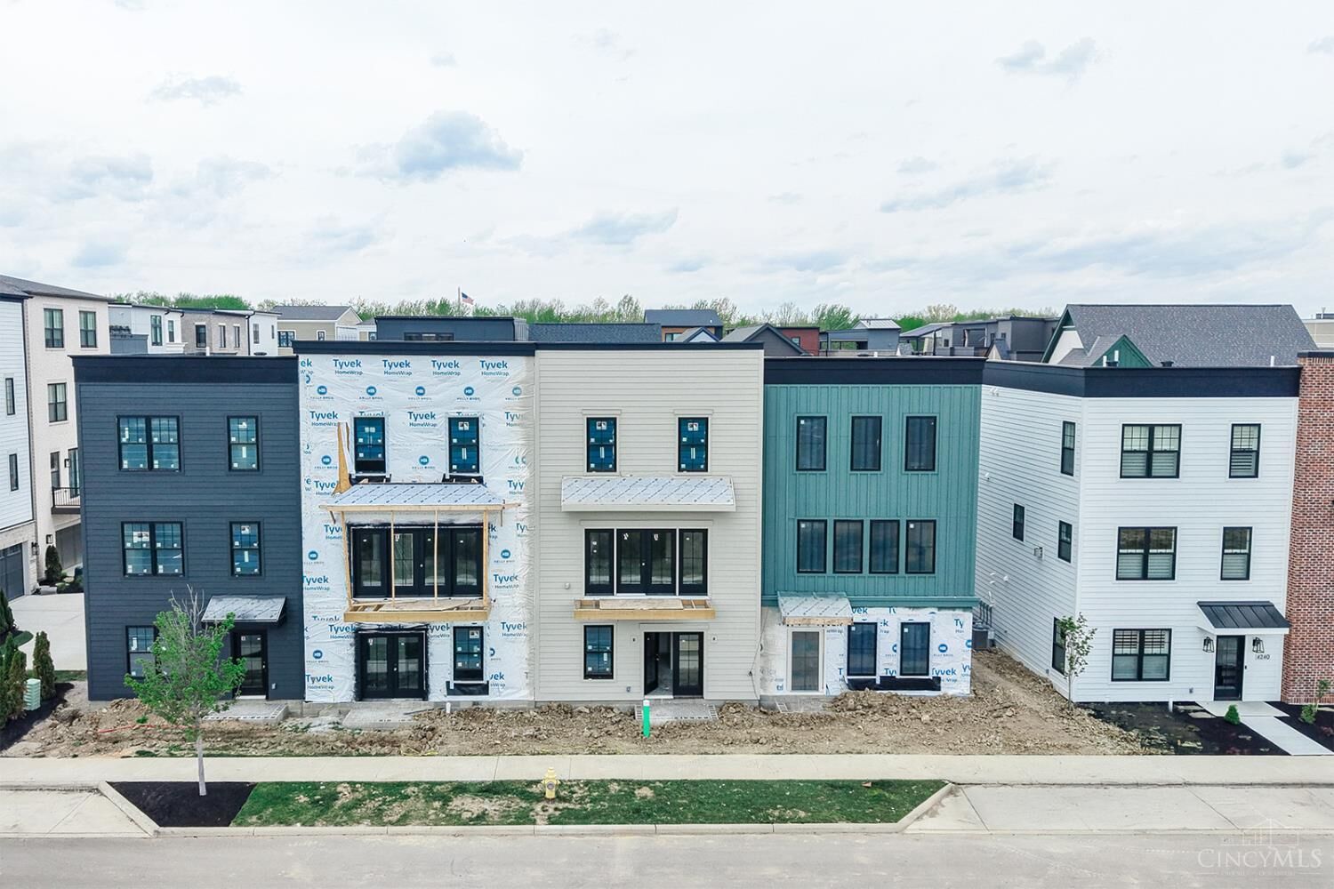 Property Photo:  4236 Parkview Drive  OH 45242 