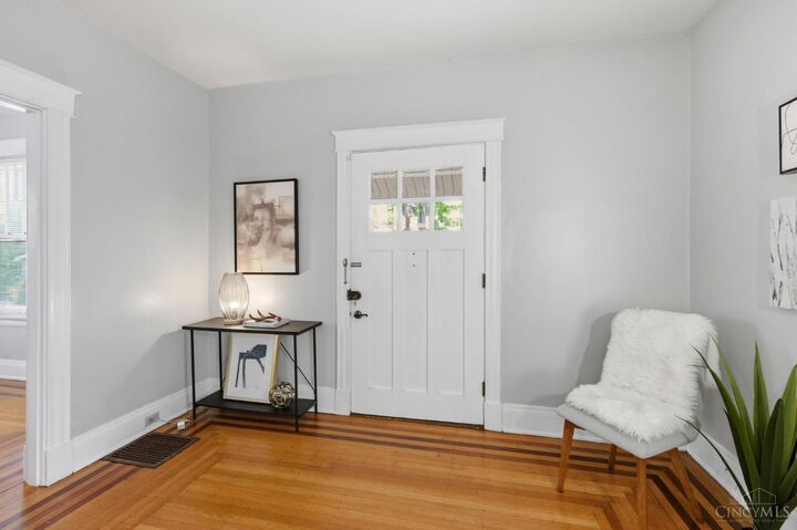 Property Photo: 2840 Pine Grove Avenue OH 45208