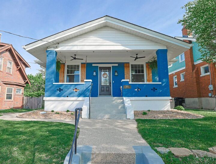 Property Photo:  1628 S Argyle Place  OH 45223 