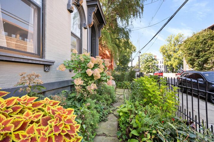 Property Photo:  909 Dayton Street  OH 45214 