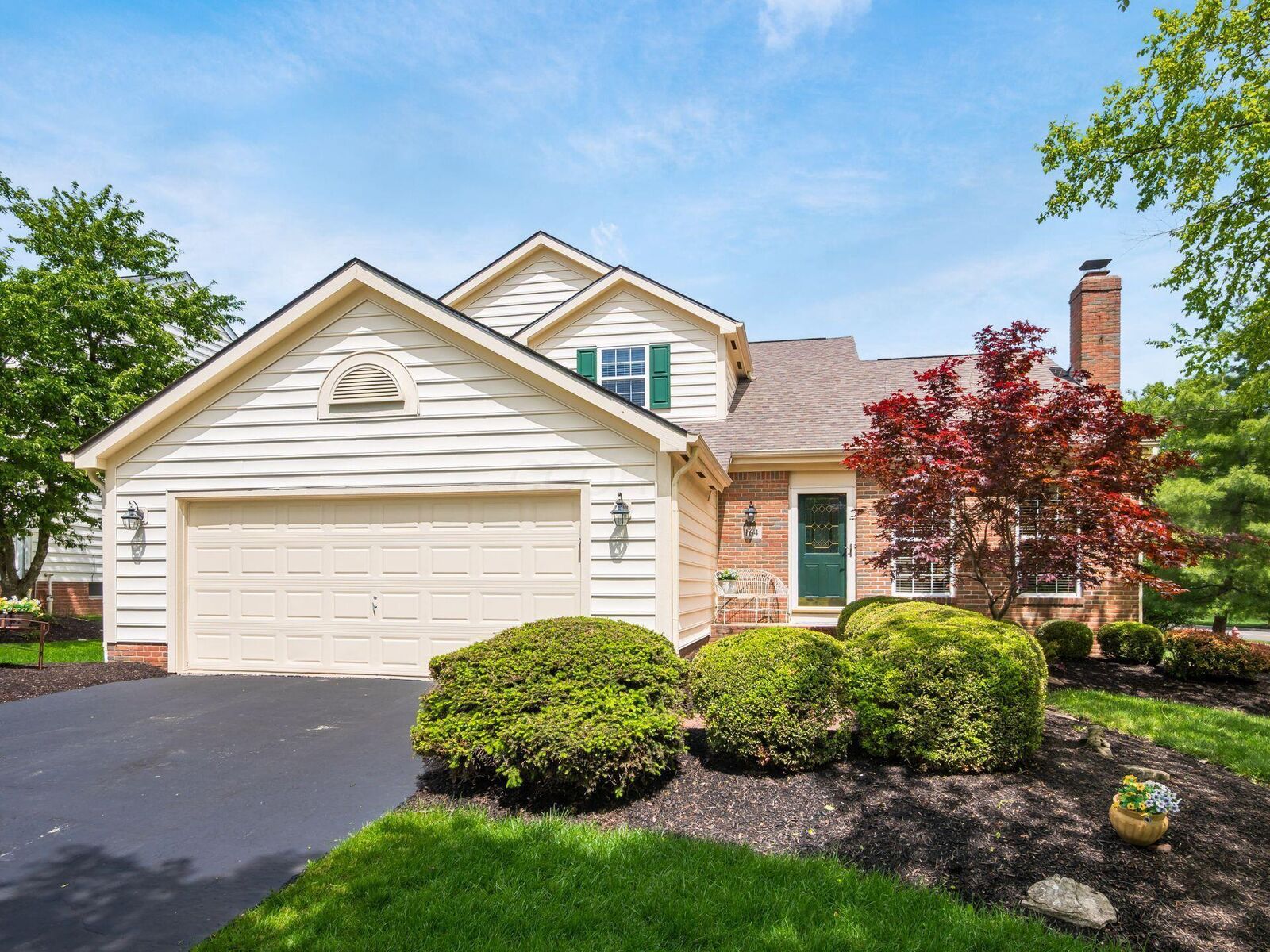 Property Photo:  164 Stamford Drive  OH 43065 