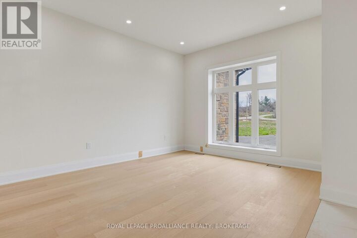 Property Photo:  138 Hineman Street  ON K7L 0G2 