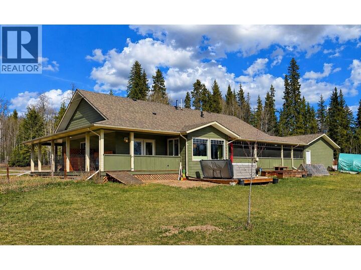 Property Photo: 3280 Viewmont Court BC V0J 1Z2