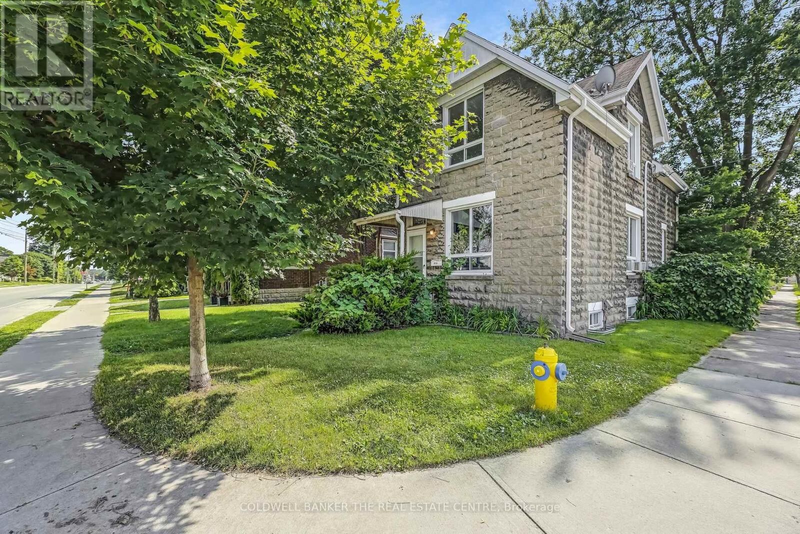 Property Photo:  281 Egerton Street  ON N5Z 2H1 