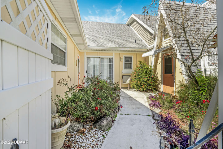 Property Photo:  3789 Emilia Drive  FL 32127 