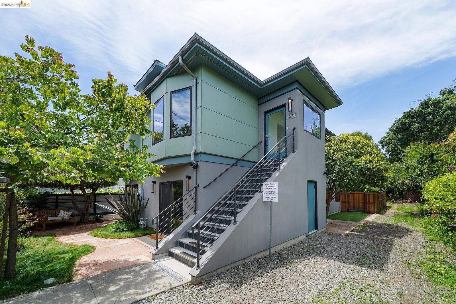 Property Photo:  1908 Tenth St  CA 94710 