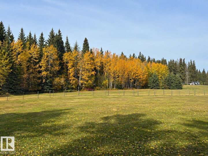 Property Photo: 63102 RR 415 AB T9M 1P2