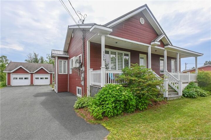 1358 Des Fondateurs Street — photo 1