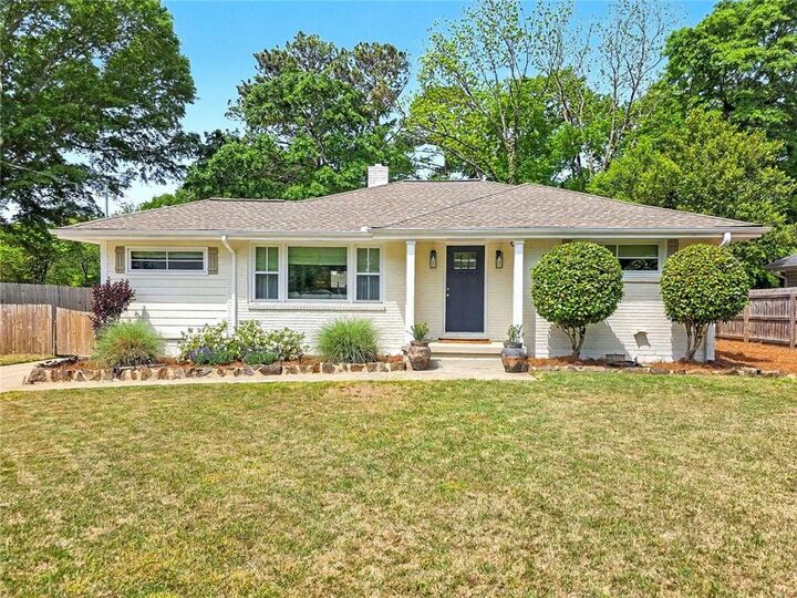 Property Photo:  3329 Concord Circle SE  GA 30080 