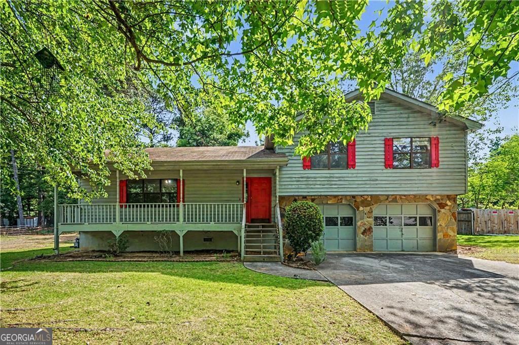 Property Photo:  1208 Gate Post Lane  GA 30044 