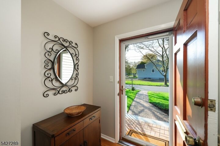 Property Photo:  38 Genesee Trail  NJ 07090 