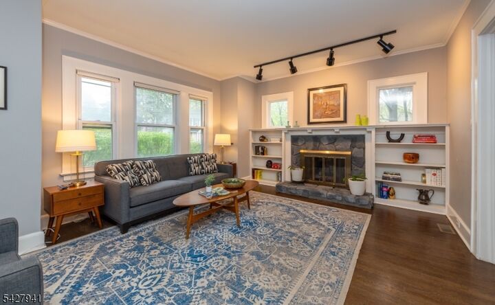 Property Photo:  82 Oakland Rd  NJ 07040 