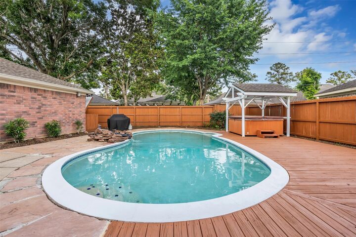 Property Photo:  8707 Rocky Valley Drive  TX 77083 