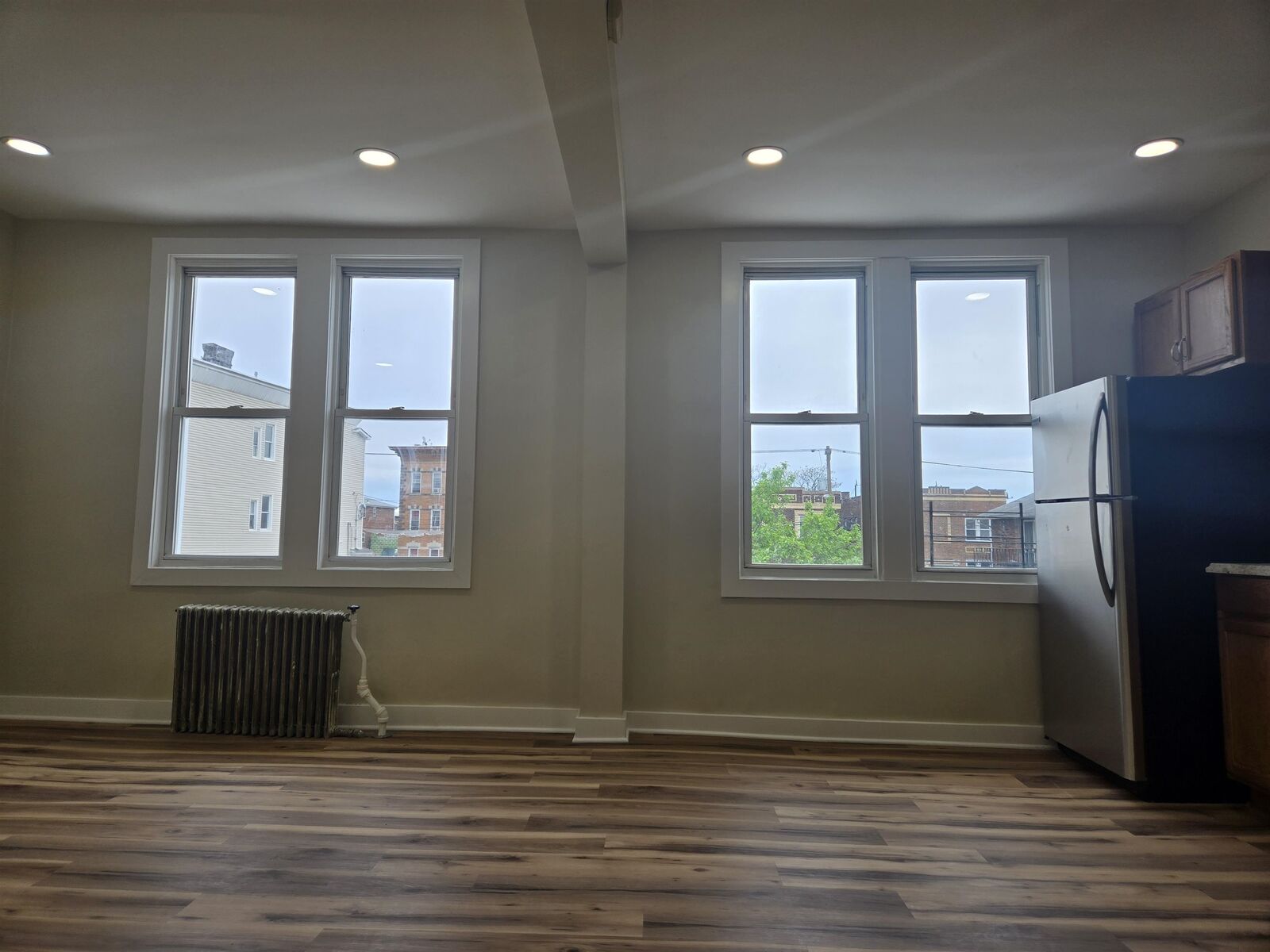 Property Photo:  82 Grant St  NJ 07022 