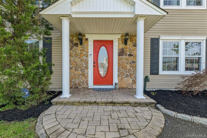 Property Photo:  2 Deer Path  NY 11772 