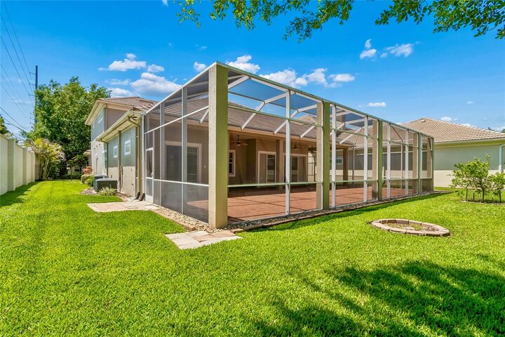 Property Photo:  601 Viento De Avila  FL 33613 
