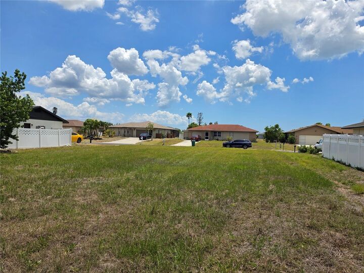 Property Photo:  193 Annapolis Lane  FL 33947 