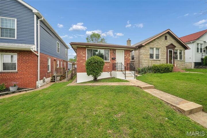 Property Photo:  1523 Graham  MO 63139 