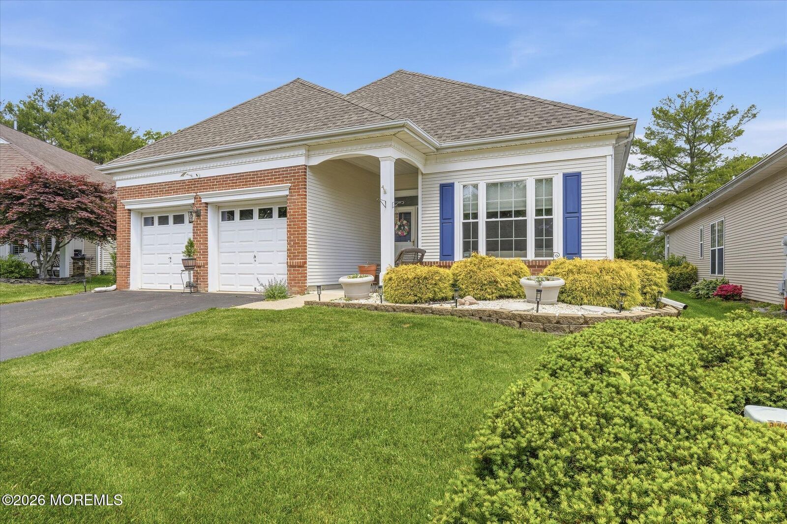 Property Photo:  5 Summerfield Drive  NJ 08701 