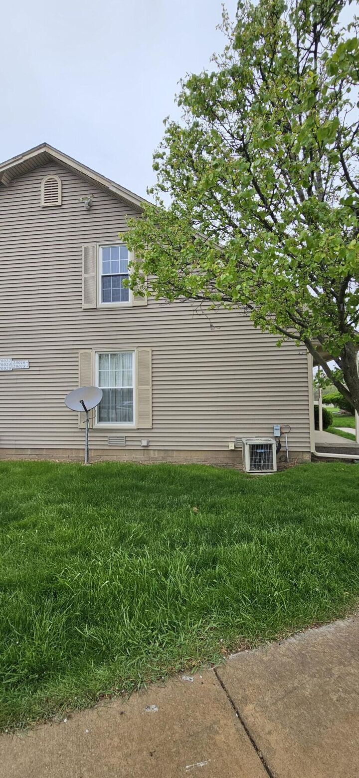 Property Photo:  20016 Village Green Court  MI 48183 