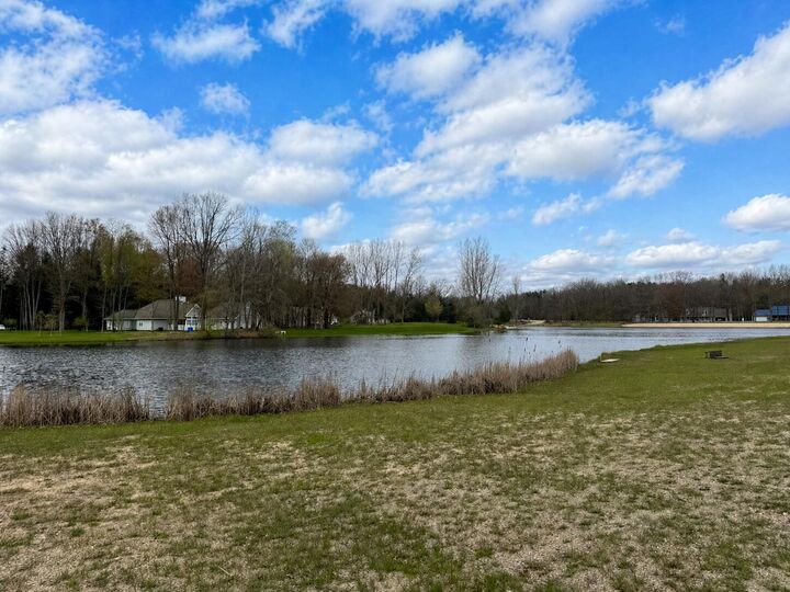 Property Photo:  6810 E Clubhouse Drive  MI 49346 