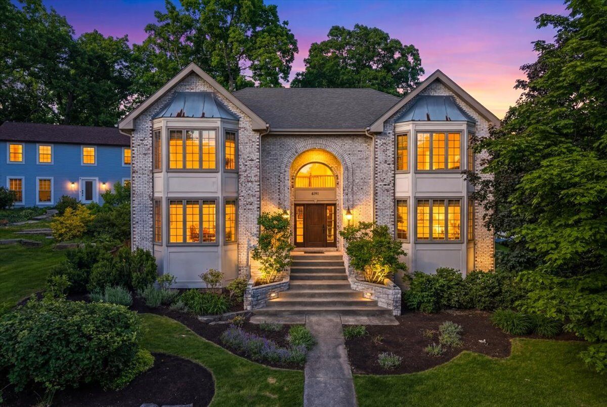 Property Photo: 6191 Shorewood Court IL 60532