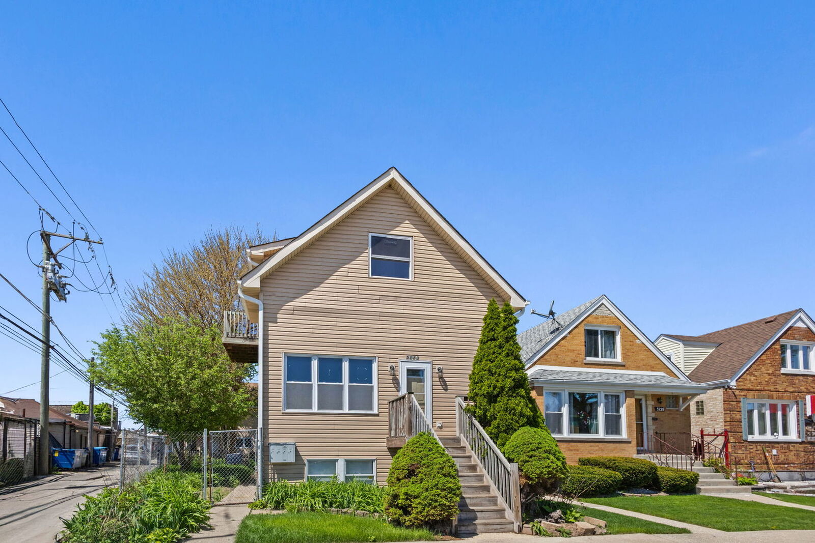 Property Photo:  5230 S Lockwood Avenue  IL 60638 