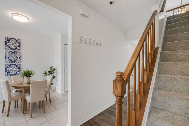 Property Photo:  250 Wellington Circle  IL 60031 