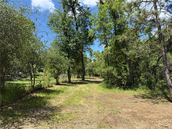 Property Photo:  2 Road 601  CA 93601 