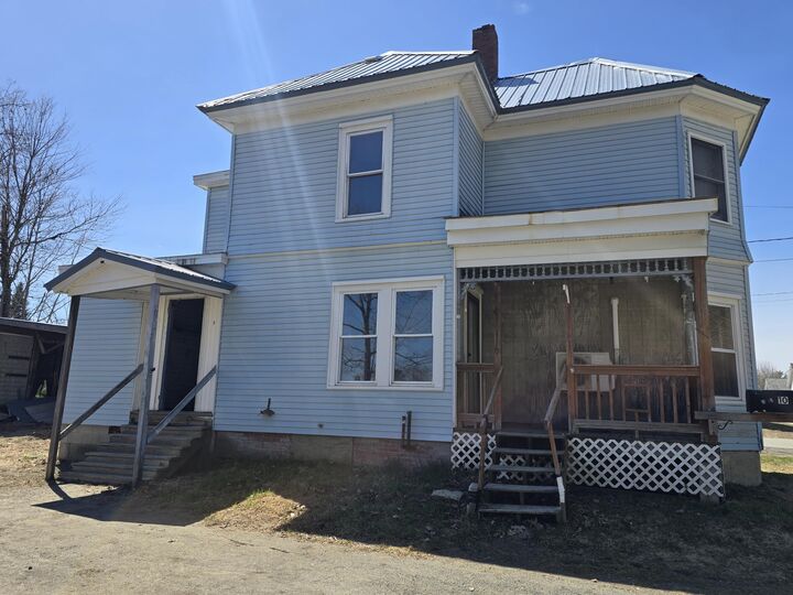 Property Photo:  10 Cherry Street  ME 04426 