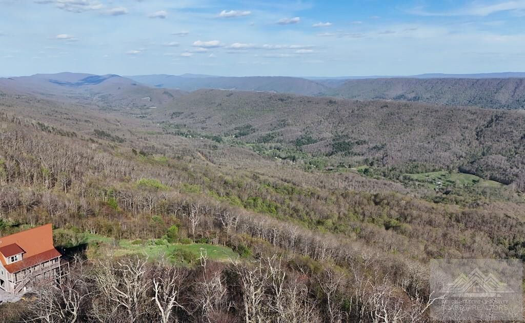 Property Photo:  300 Overlook Lane  VA 24315 