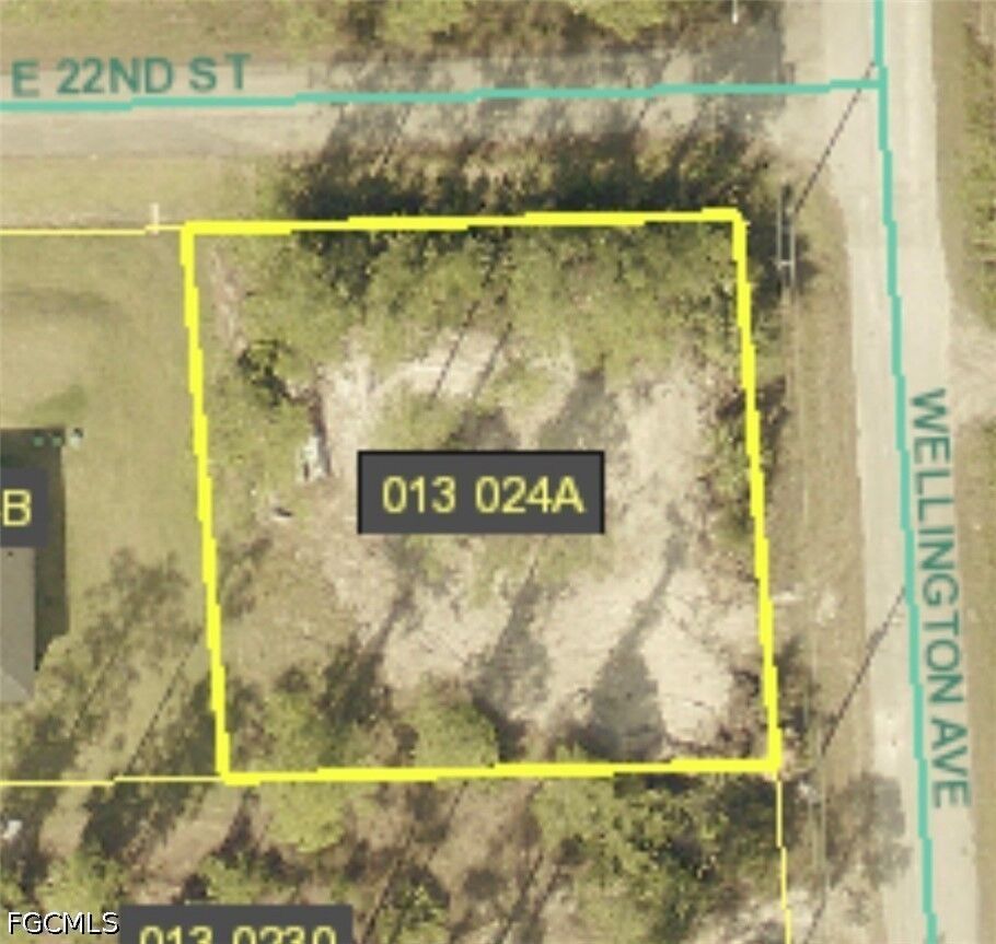 Property Photo: 3406 22nd Street N FL 33920