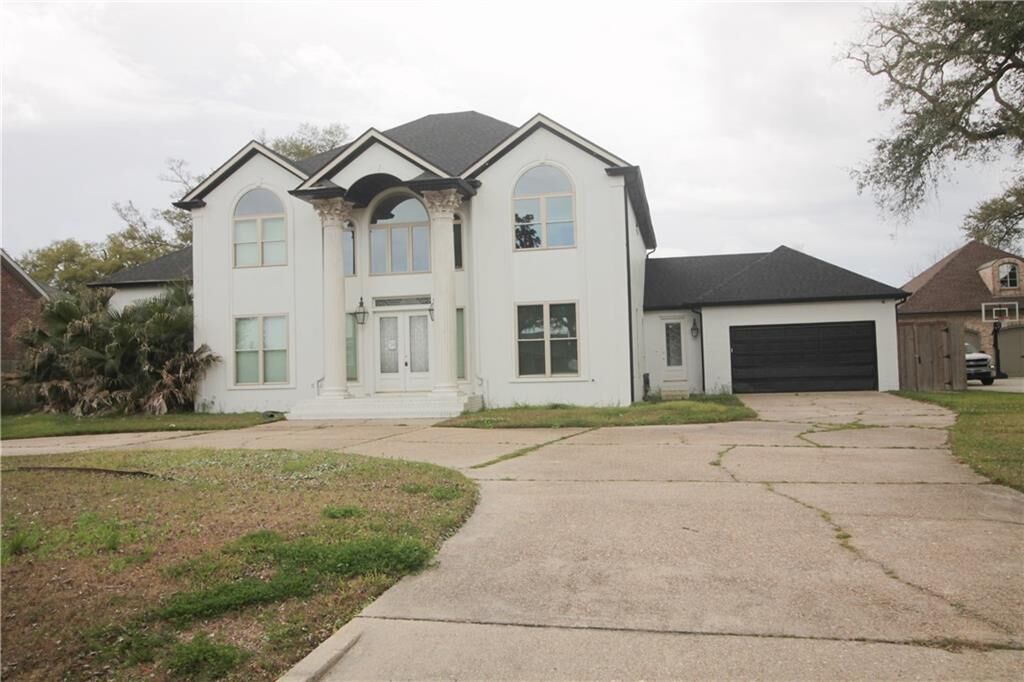 Property Photo:  120 Oak Manor Lane  LA 70087 