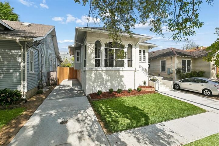 Property Photo:  2824 Calhoun Street B  LA 70118 