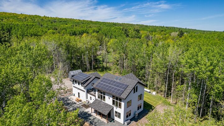 Property Photo: 5140 Lakewood Road MN 55804