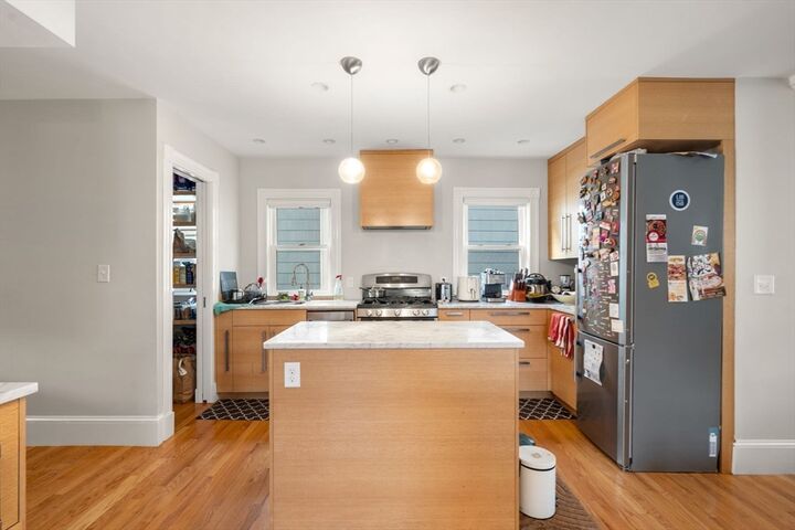 Property Photo:  8 Seven Pines Ave 2  MA 02140 