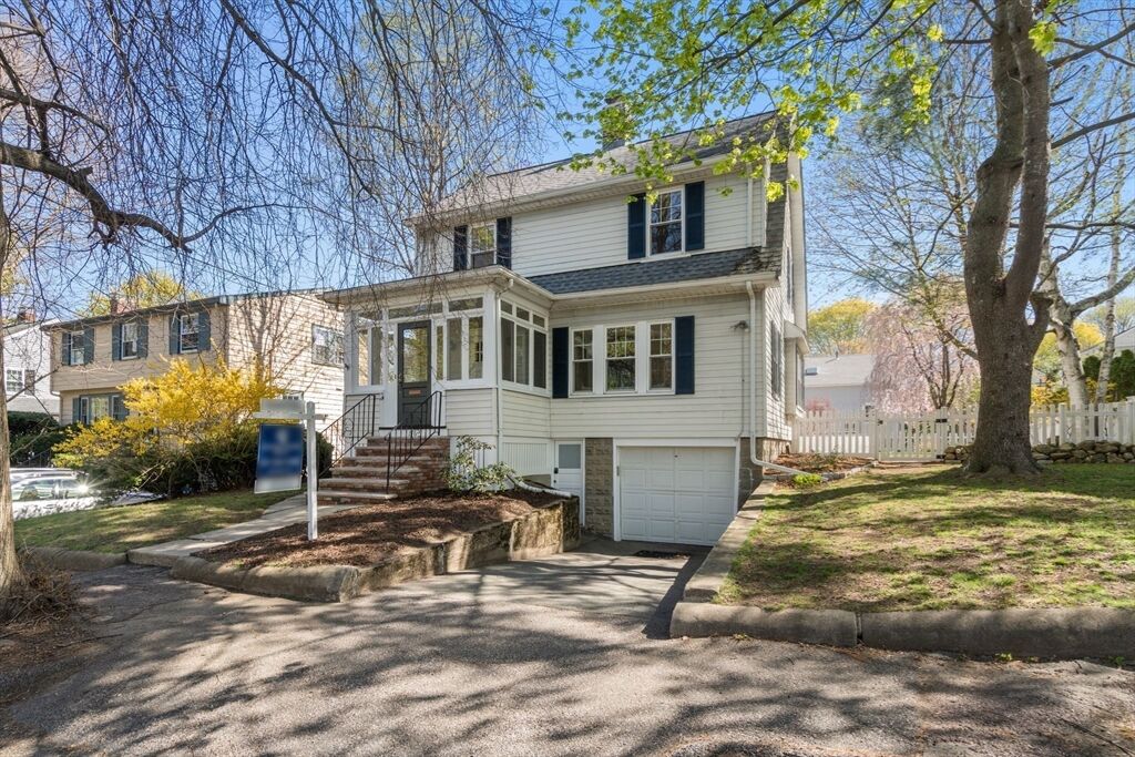 Property Photo:  156 Waverly Street  MA 02476 