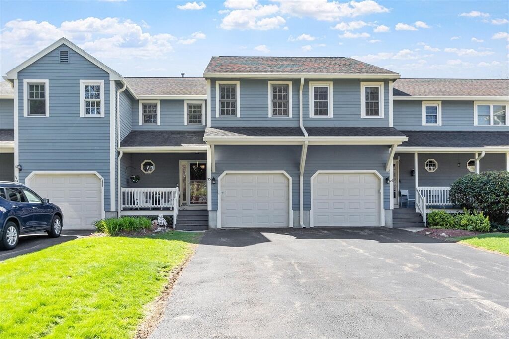 Property Photo:  25 Sturbridge Hill Rd 25  MA 01566 