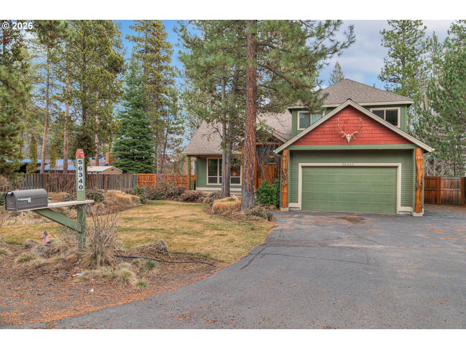 Property Photo:  56340 Solar Dr  OR 97707 
