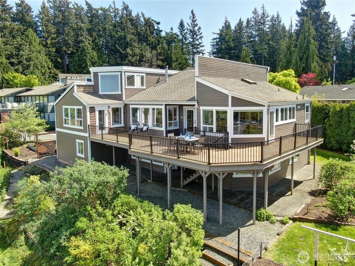 Property Photo:  7103  156th Street SW  WA 98026 