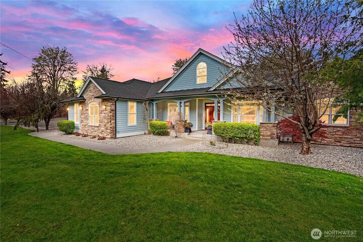 Property Photo:  11605  Elk Heights Lane SE  WA 98597 