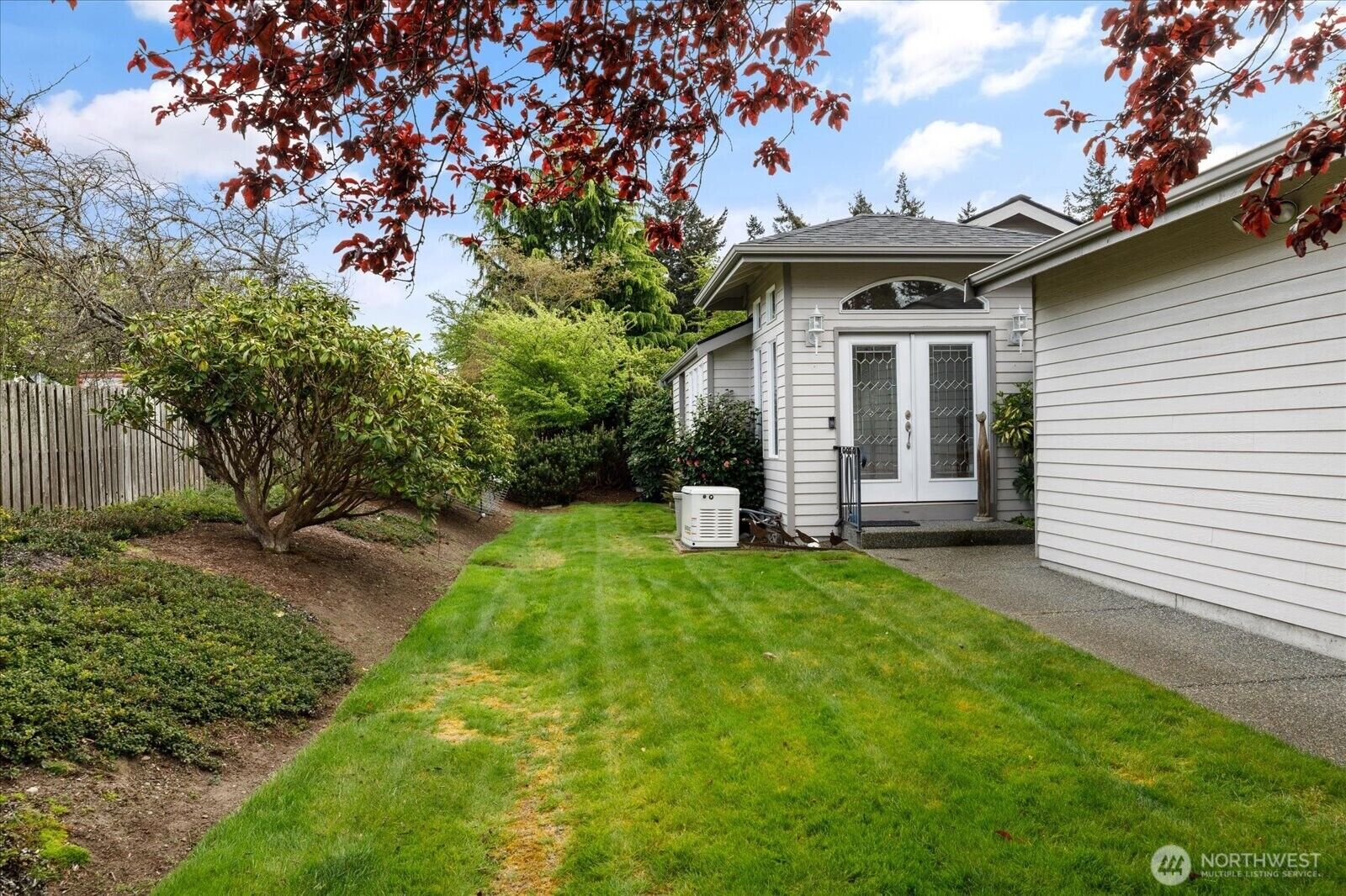 Property Photo:  2475 SW Talon Loop  WA 98277 