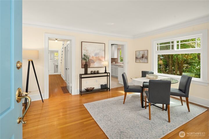 Property Photo:  6216  33rd Avenue NE  WA 98115 